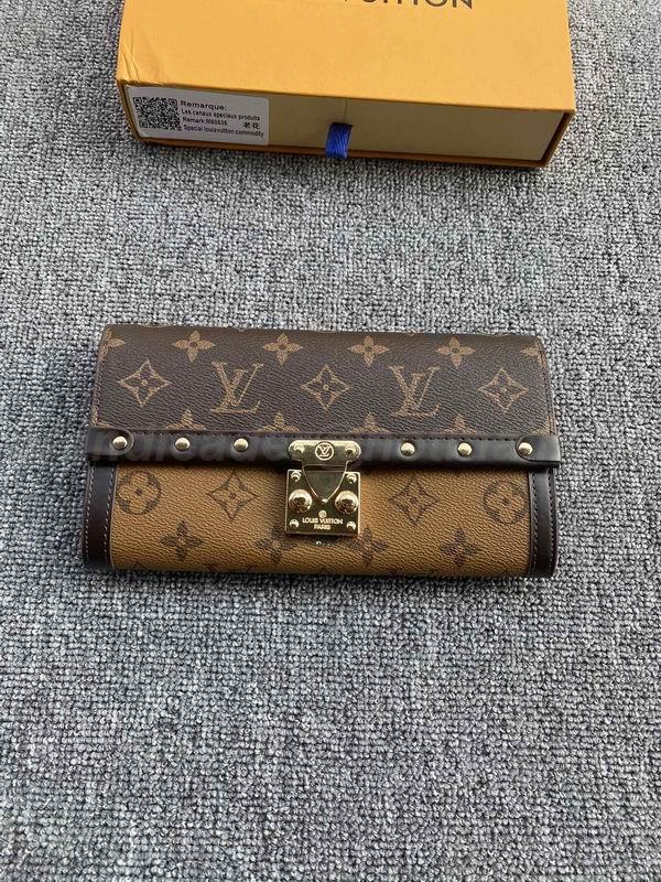 LV Wallets 148